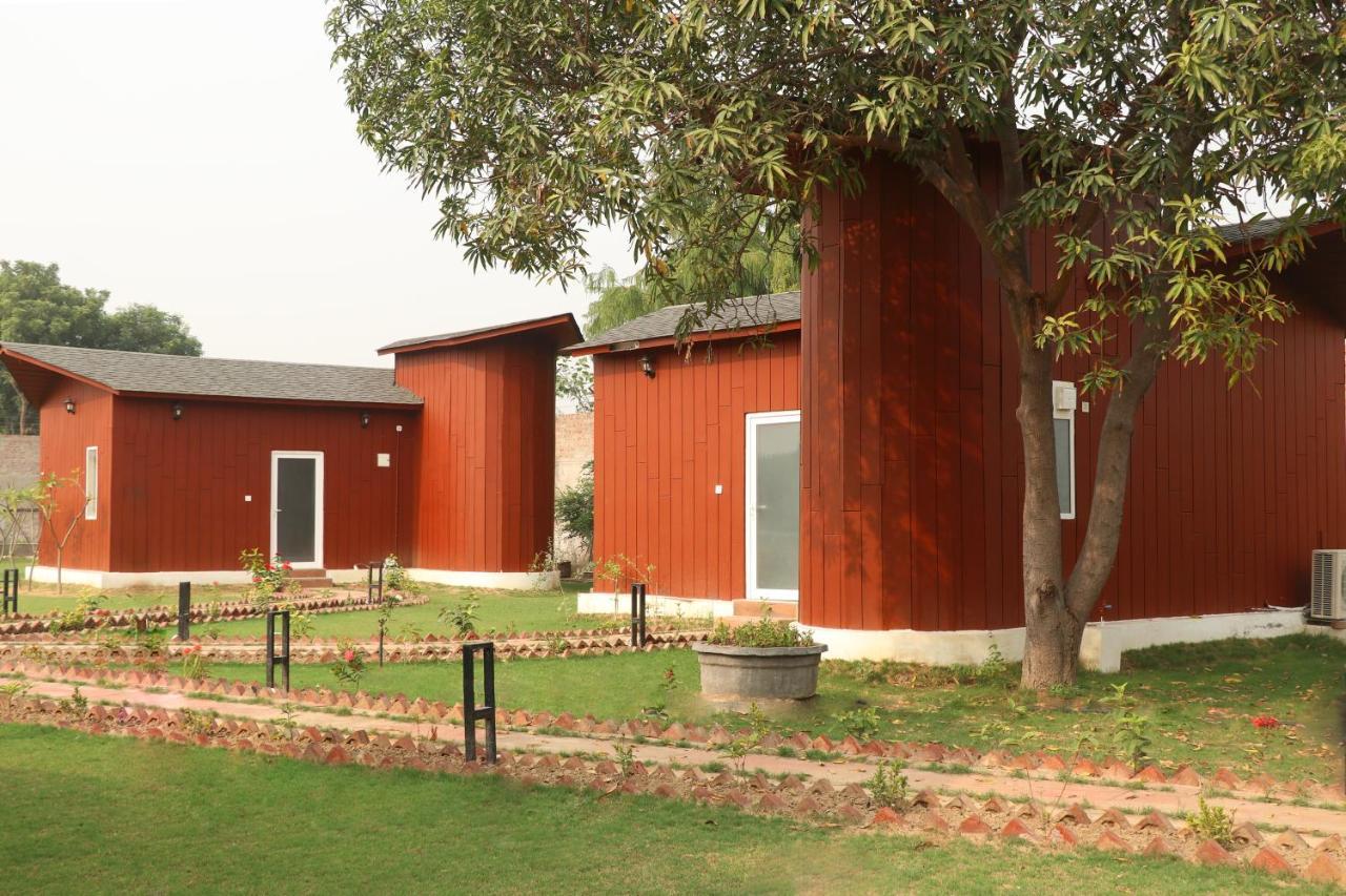 The Bageecha Bed & Breakfast Vrindavan Exterior photo