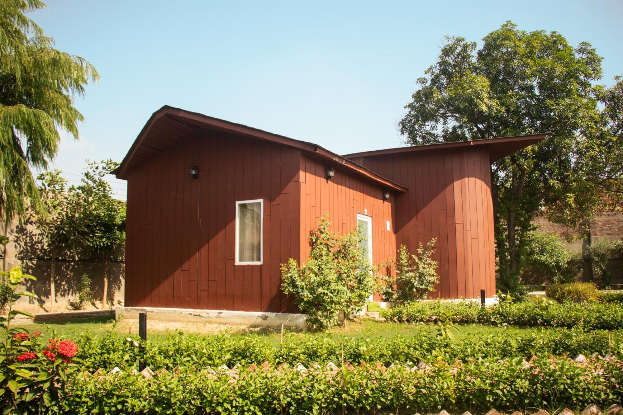 The Bageecha Bed & Breakfast Vrindavan Exterior photo